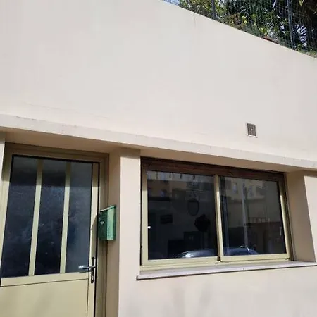 Apartment Loft Avec Mezzanine, Limitrophe Monaco